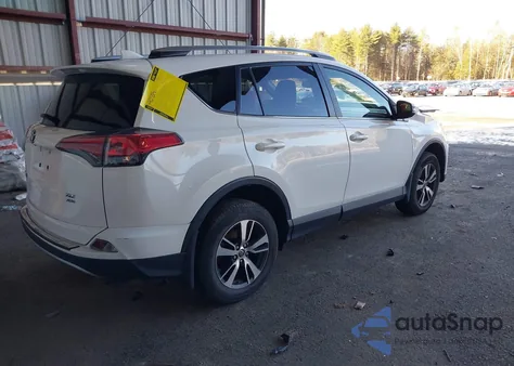 2018 Toyota Rav4 Xle z USA, uszkodzony, nr VIN JTMRFREV4JD247742